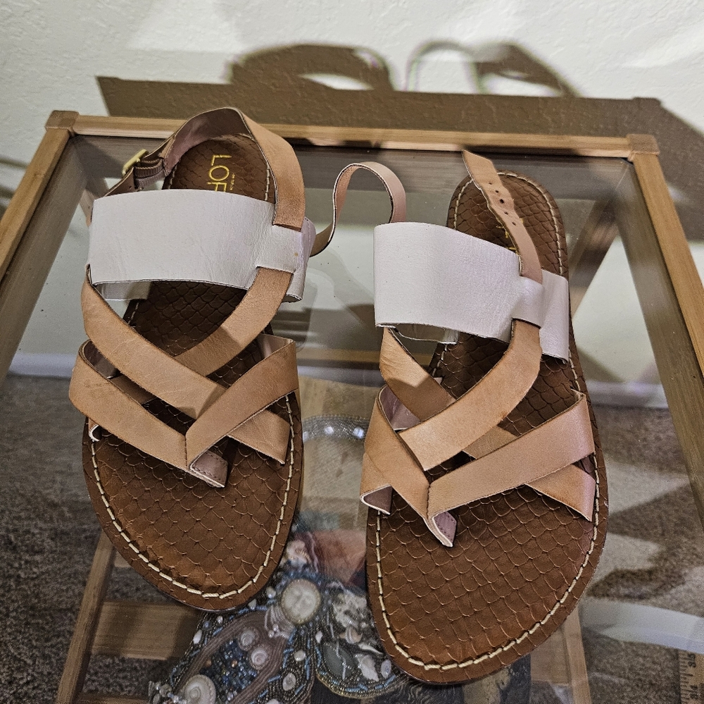 LOFT Tan and White Leather Strappy Sandals. Sz 5.5